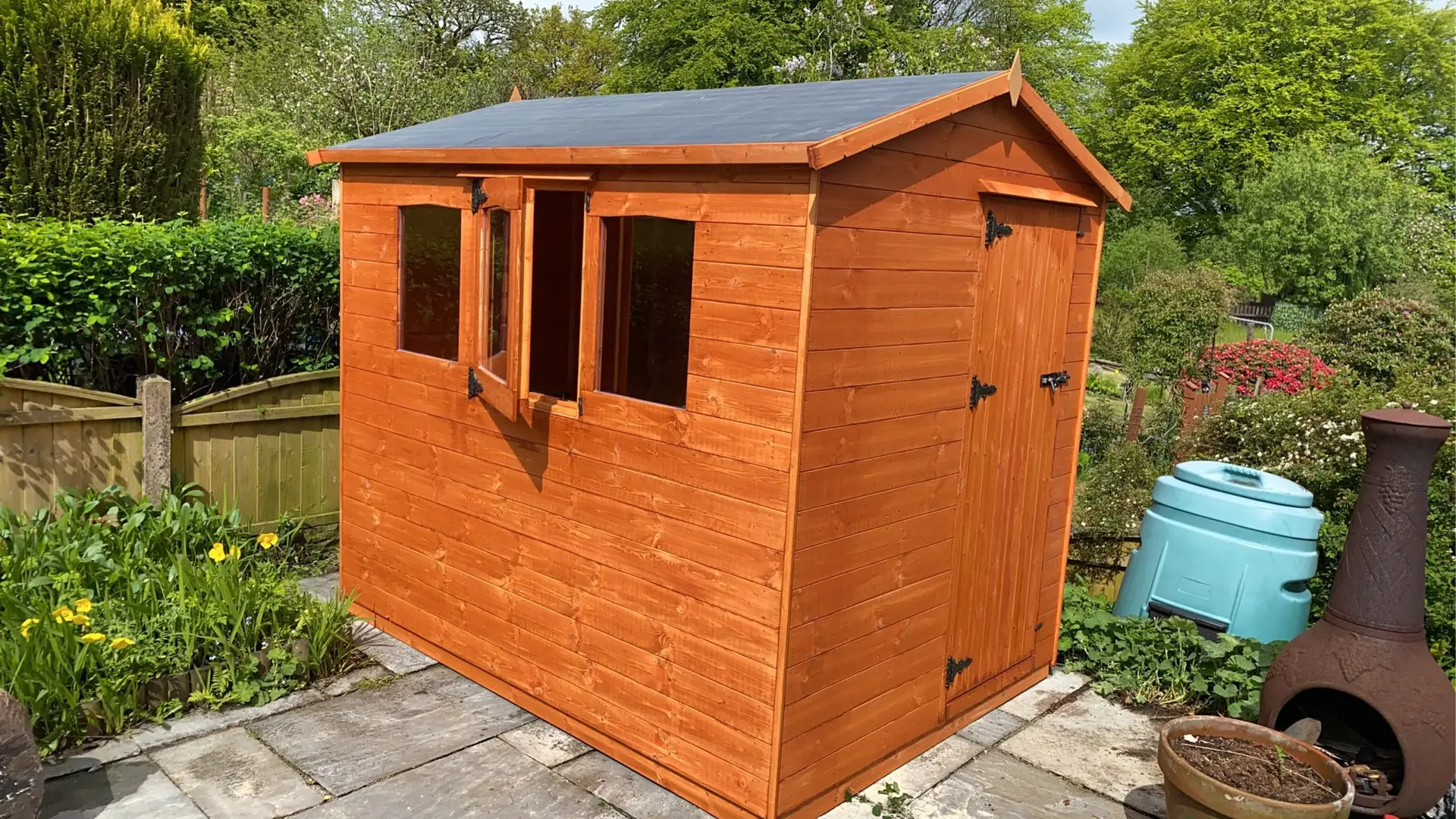 THIS IS A HEAVY DUTY GARDEN SHED MADE BY LANCASHIRE SUMMERHOUSES